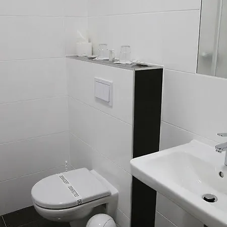 Irida Hotel 3*