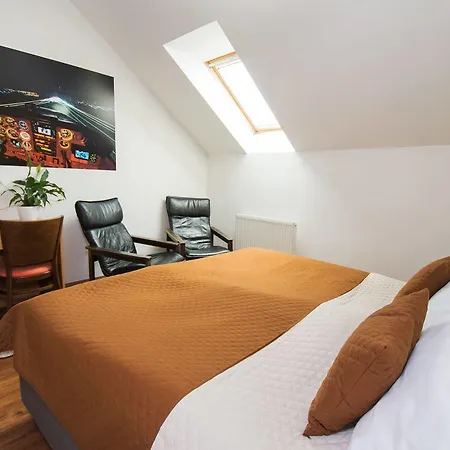 Irida Hotel