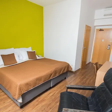 Hotel Irida